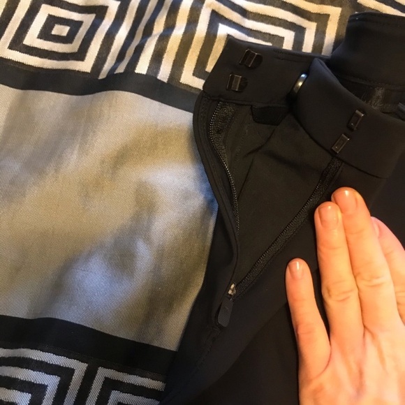 Lululemon dress pants black size 4 - Picture 3 of 4